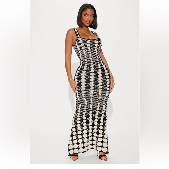 Sweater dress. never worn, original tags (smoke free home) - Picture 1 of 2